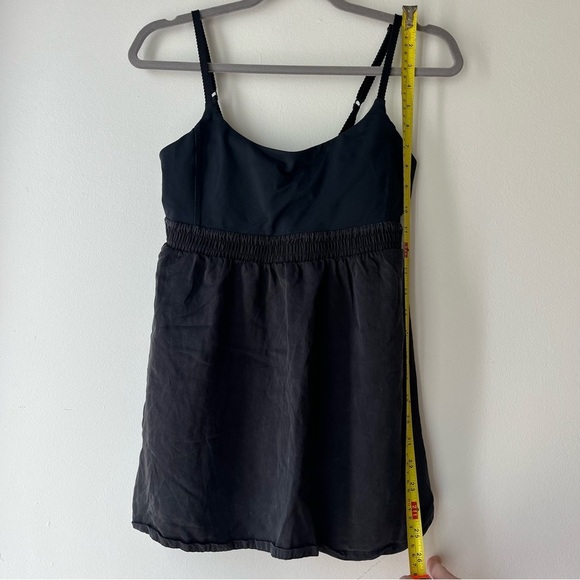 Lululemon Black Empire Waist Tank Dress Size 6 Adjustable Straps Built-in Bra - Picture 6 of 10